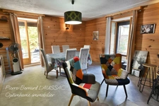 Maison bourgeoise de caractère de 215 m2 habitables avec local commercial et deux chambres d’hôtes à Chamoux-sur-Gelon (73390)