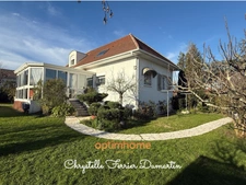 Maison familiale 180 m² -Véranda 30 m2- 4 chambres- Sous-sol 100 m²-Terrain 1493 m2