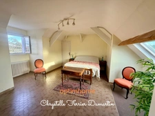 Maison familiale 180 m² -Véranda 30 m2- 4 chambres- Sous-sol 100 m²-Terrain 1493 m2
