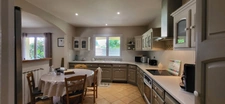 Maison contemporaine de 188 m² – Plain-pied – 5 chambres – Piscine – Terrain de 2 192 m²