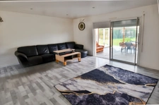 Maison moderne 109m², 3 chambres sur 5900m² de terrain. 