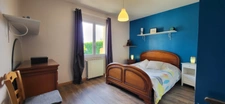Maison contemporaine de 188 m² – Plain-pied – 5 chambres – Piscine – Terrain de 2 192 m²