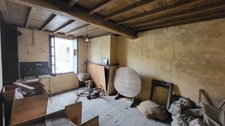 Trie-sur-Baïse (65) : maison de village de 7 pièces, plus de 134 m² habitables sur une parcelle de 223 m², prix 76 000 €.