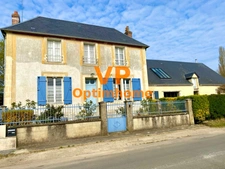 🏡 Bien rare chargé d’histoire – 274 m² – Salon 95 m² – Terrain de 4600 m² – Fort potentiel