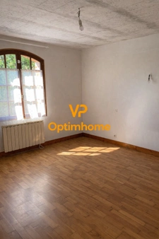 Maison avec sous-sol total – 94 m² – Terrain 844 m² – La Bazoche-Gouet