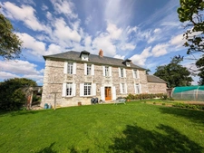 Élégant manoir du XVIIe siècle – Propriété de caractère sur 1,6 hectare