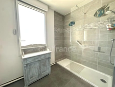 Appartement 4 pièces 96 m2 dernier étage avec magnifique terrasse de 52 m2 SAINT MAUR DES FOSSES (94)