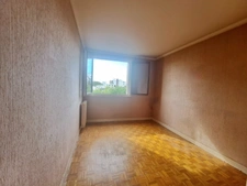 Appartement à vendre 4 pièces (82,62 m2 carrez) quartier Adamville-Baratte Cholet, SAINT MAUR DES FOSSES (94)