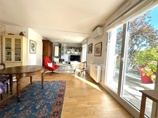 Appartement 4 pièces 96 m2 dernier étage avec magnifique terrasse de 52 m2 SAINT MAUR DES FOSSES (94)