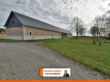 RARE – MAISON D’EXCEPTION AVEC DÉPENDANCES ET GRAND TERRAIN