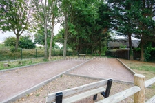 Cabourg - Chalet dans parc de tourisme - 47 m2 - 3 chambres - dépendances - Terrain 202 m2 - Parking - Piscine