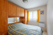 Cabourg - Chalet dans parc de tourisme - 47 m2 - 3 chambres - dépendances - Terrain 202 m2 - Parking - Piscine