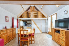Cabourg - Chalet dans parc de tourisme - 47 m2 - 3 chambres - dépendances - Terrain 202 m2 - Parking - Piscine