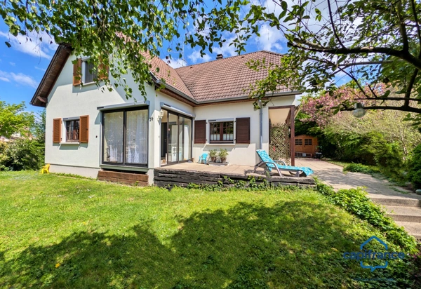 Dpt Haut-Rhin (68), à vendre BLOTZHEIM maison de 179 m² - 4 chambres - Terrain de 557 m² -   