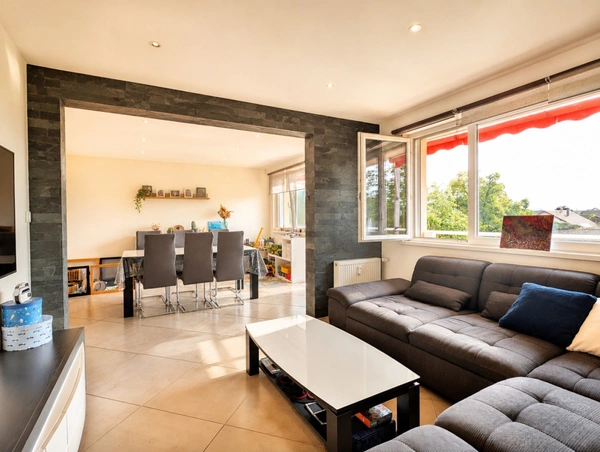 Appartement à vendre 4 pièces SAINT LOUIS (68) Proximité de la frontière - Appartement traversant de 94 m2 avec cave et balcon