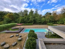 Maison à vendre 9 pièces KEMBS LOECHLE (68).Belle maison contemporaine de 250 m², 14 ares, avec piscine, en lisière de forêt.