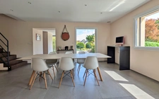 Maison à vendre 9 pièces KEMBS LOECHLE (68).Belle maison contemporaine de 250 m², 14 ares, avec piscine, en lisière de forêt.