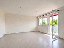 Appartement à vendre 4 pièces SAINT LOUIS (68) a proximité de la frontière - Appartement traversant de 94 m2 avec cave et balcon
