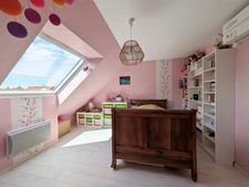 Maison à vendre 9 pièces KEMBS LOECHLE (68).Belle maison contemporaine de 250 m², 14 ares, avec piscine, en lisière de forêt.