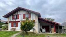 Maison à vendre 6 pièces SARE (64)