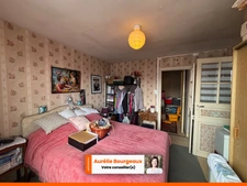 Ensemble Immobilier avec Cour, Dépendances et Accès à la Risle – La Ferrière-sur-Risle (27760) - sous compromis - non disponible -