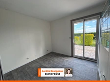 Maison 3 chambres + 1 pièce aménagée, parfaitement entretenue avec sous-sol total et bel extérieur - Claville - SOUS COMPROMIS - NON DISPONIBLE A LA VENTE - 