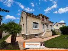 Maison de charme 5 chambres avec vue dégagée sur la campagne - Acquigny