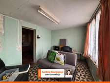 Ensemble Immobilier avec Cour, Dépendances et Accès à la Risle – La Ferrière-sur-Risle (27760) - sous compromis - non disponible -