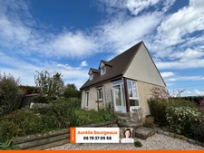 Maison 3 chambres + 1 pièce aménagée, parfaitement entretenue avec sous-sol total et bel extérieur - Claville - SOUS COMPROMIS - NON DISPONIBLE A LA VENTE - 