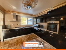 🏡 GRAVIGNY – Maison familiale – 5 chambres – DPE C - Garage indépendant – Véranda