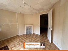 Ensemble Immobilier avec Cour, Dépendances et Accès à la Risle – La Ferrière-sur-Risle (27760) - sous compromis - non disponible -