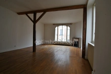 À vendre – Grand appartement triplex à rénover – 6 pièces – 137 m² – Pithiviers (45) + garage indépendant