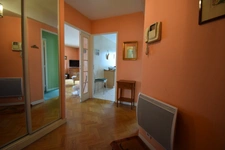 Saint-Maur-des-Fossés, Secteur MAIRIE, au calme, Appartement 4 pièces avec parkings et cave 