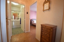 Saint-Maur-des-Fossés, Secteur MAIRIE, au calme, Appartement 4 pièces avec parkings et cave 