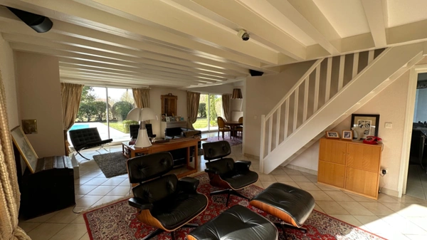 Villa bourgeoise 5/6 pièces au coeur du golf de Pessac
