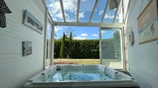 EXCLUSIVE – Architect-designed house with swimming pool in Cap de Bos, Pessac
