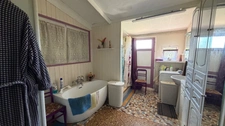 Maison 5 pièces 108m2 PESSAC Haut Brion vue exceptionnelle - Dépendances