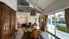 Villa bourgeoise 5/6 pièces au coeur du golf de Pessac