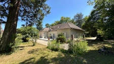Character house 320M2 on wooded park of 4000m2