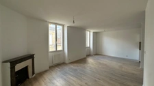 Charmant T3 en pierre, rénové, au calme, au cœur de la ville rue Cruchinet