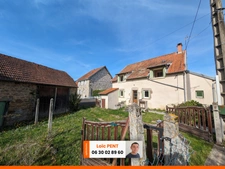Maison de campagne 6 pièces de 110m² au Mayet de Montagne.