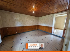Maison de campagne 6 pièces de 110m² au Mayet de Montagne.