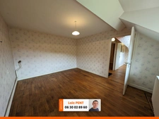 Maison de campagne 6 pièces de 110m² au Mayet de Montagne.