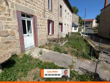 Maison de village 113m² 6 pièces 3 chambres LA GUILLERMIE (03250)