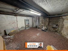 Maison de village de 74m² à vendre 4 pièces ARFEUILLES (03120)