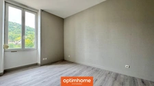 🏢 À vendre – Immeuble avec local commercial, bureaux et appartement duplex – Saulxures-sur-Moselotte (Vosges)
