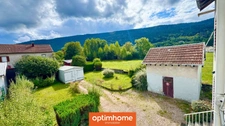 🏡 Maison mitoyenne de 125 m² – 4 chambres + greniers aménageables – Jardins + Garage – Saulxures-sur-Moselotte