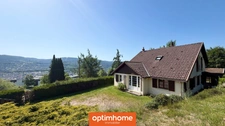 MAISON FAMILIALE À VENDRE À GÉRARDMER – VUE MONTAGNE, VUE SUR LES PISTES DE SKI ET 9 117 M² DE TERRAIN