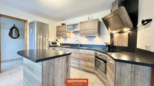Maison plain-pied rénovée intégralement, au calme et au sommet des montagnes, terrain de 6 167m2, sans voisin proche