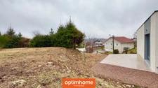 Maison neuve, basse consommation RT2020, vivable de plain-pied, 3 chambres, au calme en bout d'impasse.